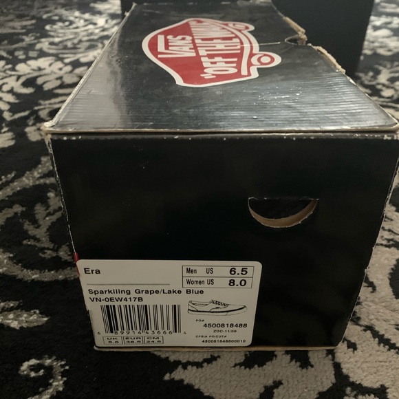 Vans Era Shoes - Picture 2 of 3